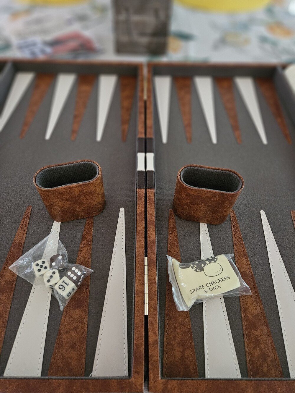 Backgammon Set, Classic Board Game Get The Games Out XLarge Size! NEW!! - Picture 6 of 15
